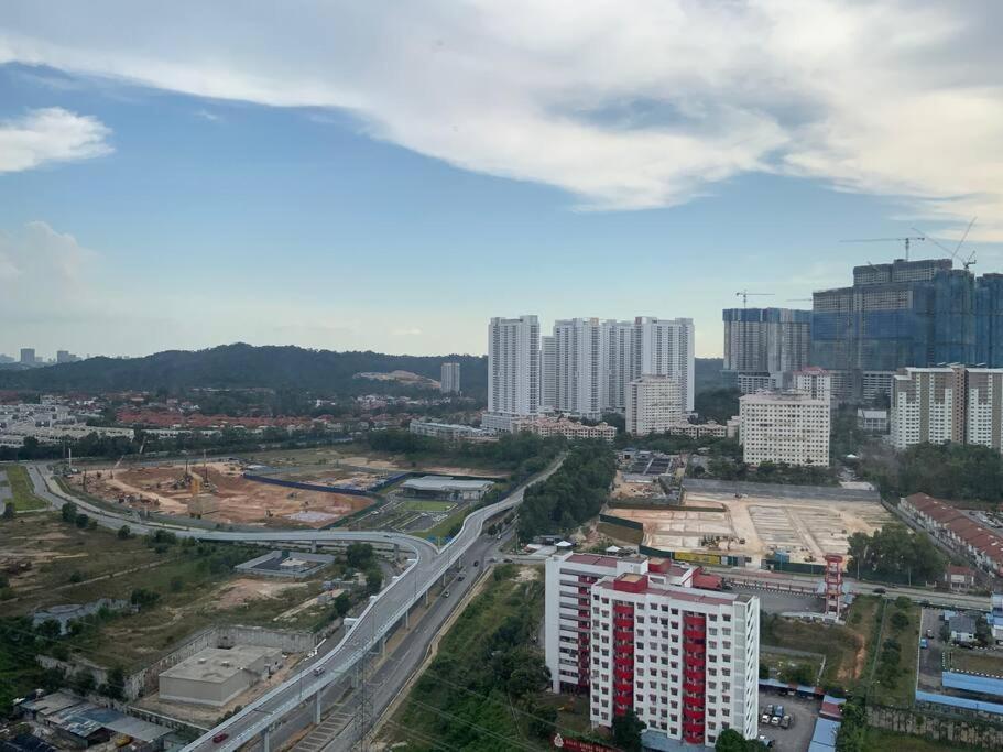 Rumah percutian Revo Aurora @ Pavilion Bukit Jalil