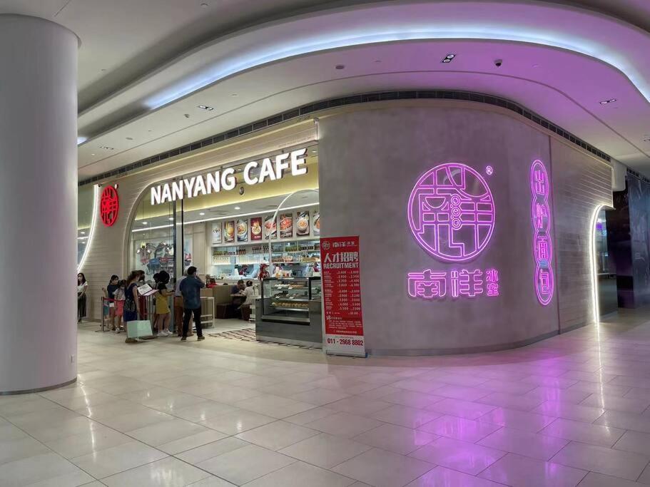 Rumah percutian Revo Aurora @ Pavilion Bukit Jalil